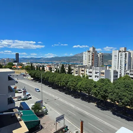 Small Northside Apartamento Split